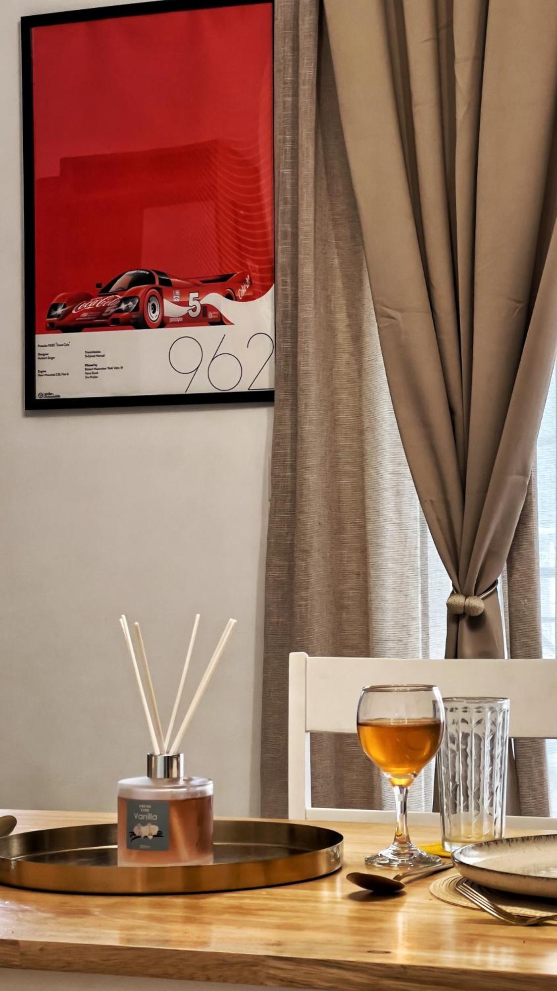 H&H Cozy Retreat Lägenhet Pireus Exteriör bild