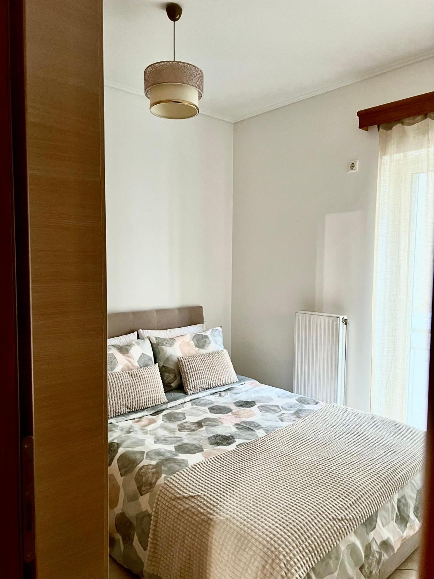 H&H Cozy Retreat Lägenhet Pireus Exteriör bild
