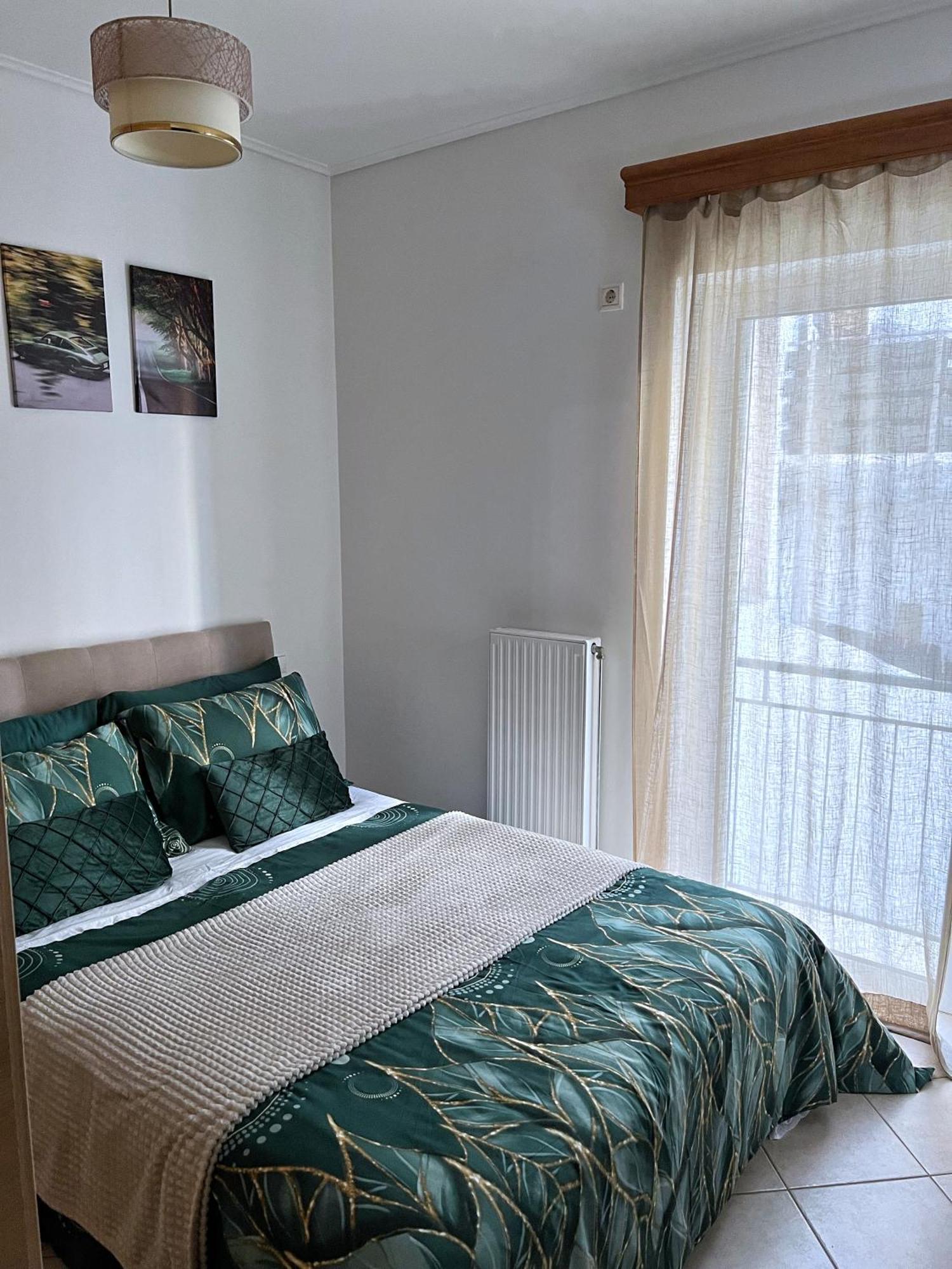H&H Cozy Retreat Lägenhet Pireus Exteriör bild